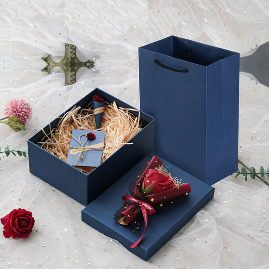 Luxe Signature Rose Gift Set