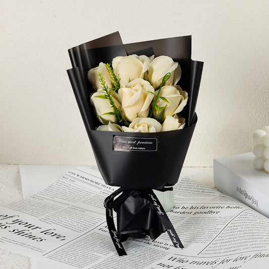 Luxe Classic Rose Bouquet